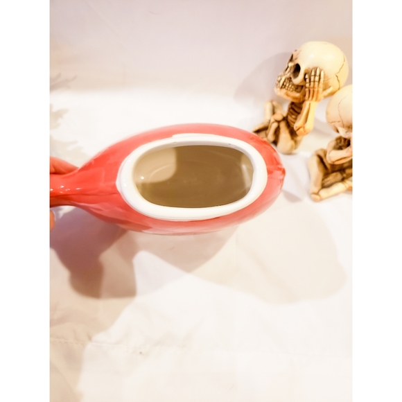 ⭐ Human whoopie cushion Mug/planter/accent - Picture 2 of 2